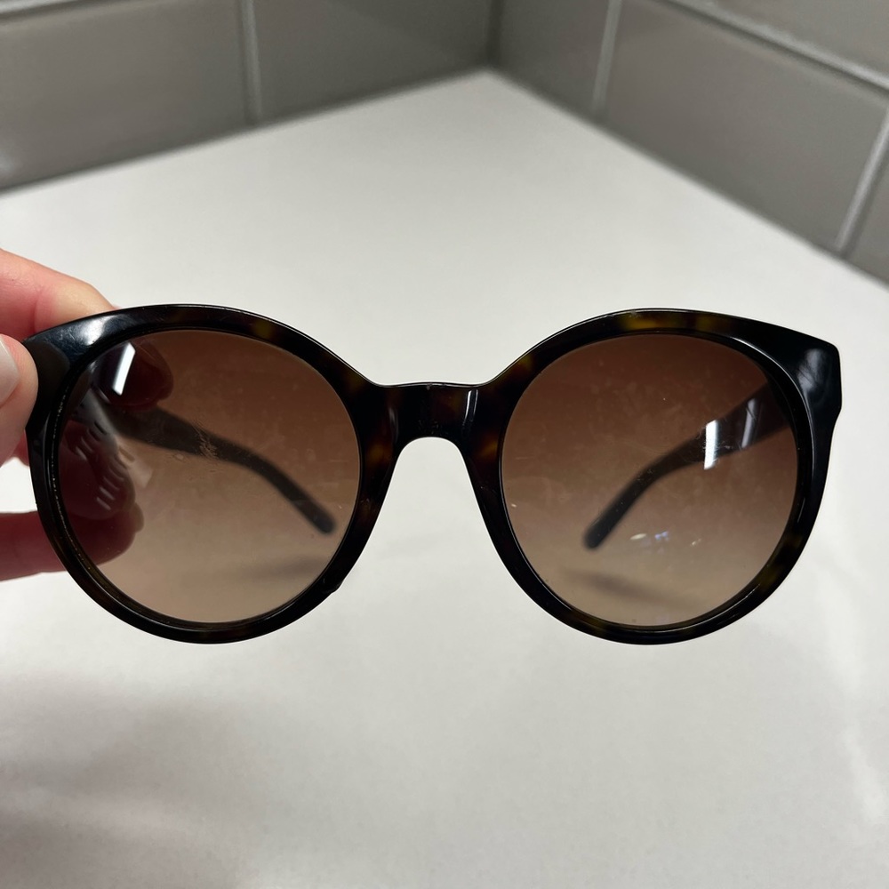 Tory Burch Sunglasses TY 7079 Round Blue Tortoise Frames Gold Logo - Picture 6 of 7